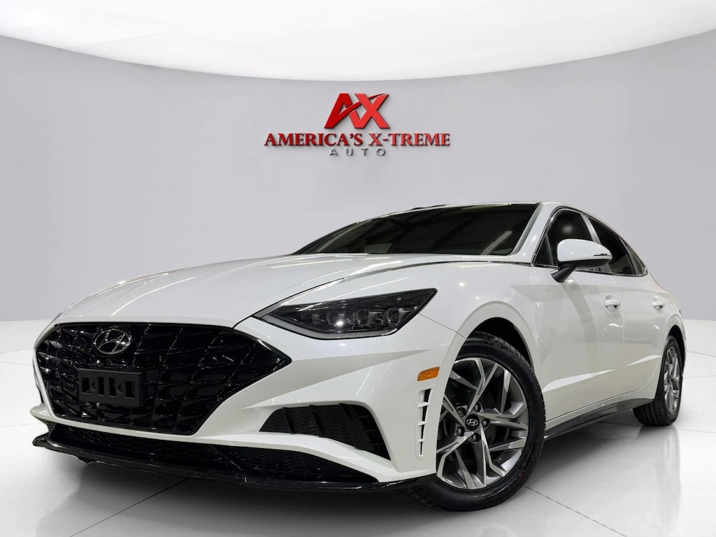 Used 2023 Hyundai Sonata SEL Sedan