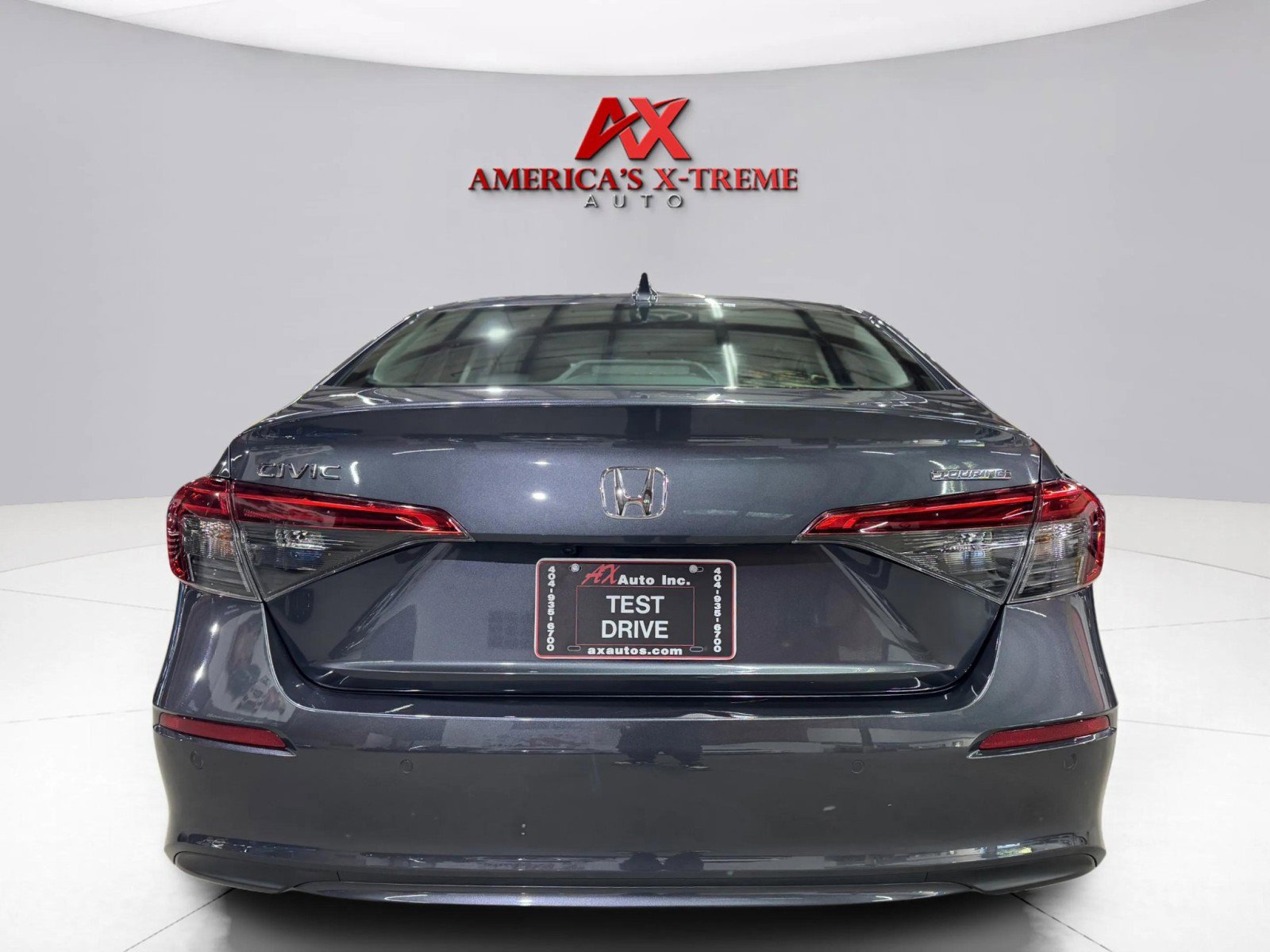 2022 Honda Civic Touring photo 4