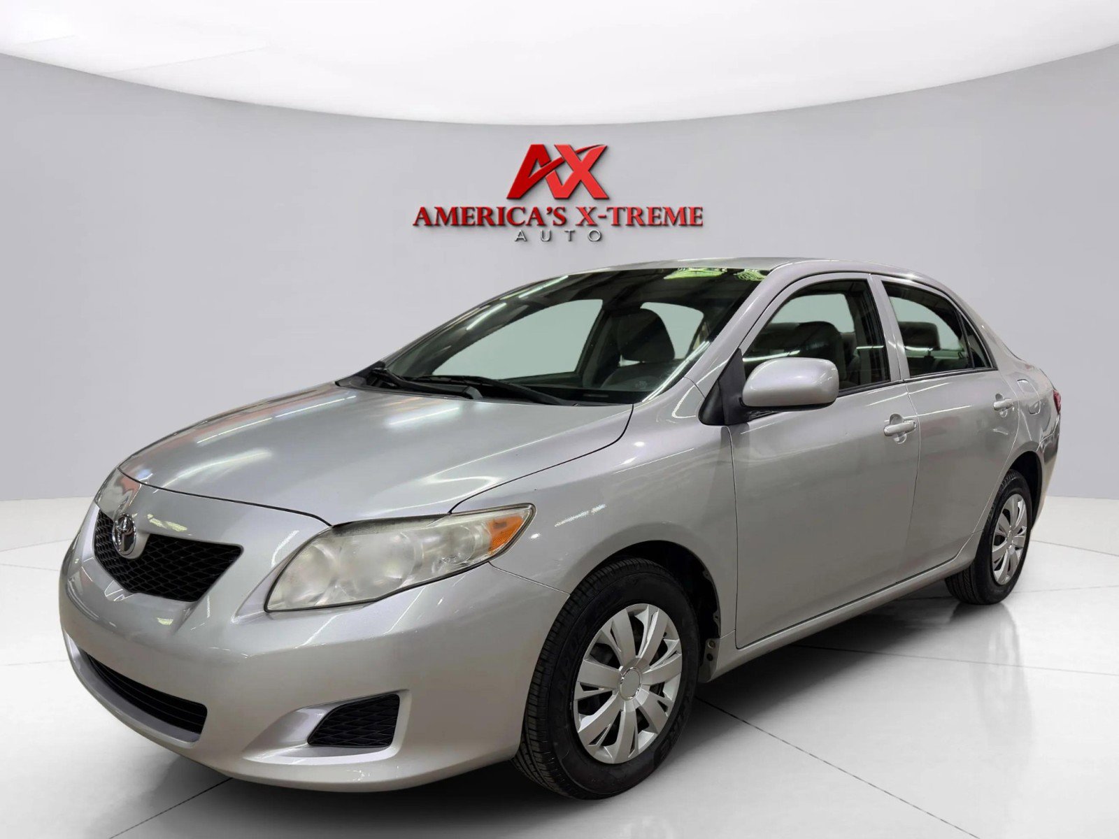 2010 Toyota Corolla LE photo 2