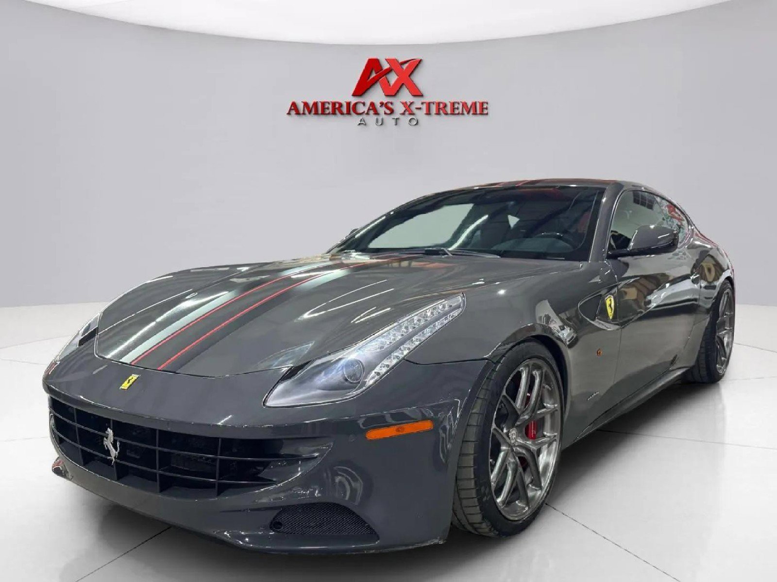2014 Ferrari FF Base photo 3