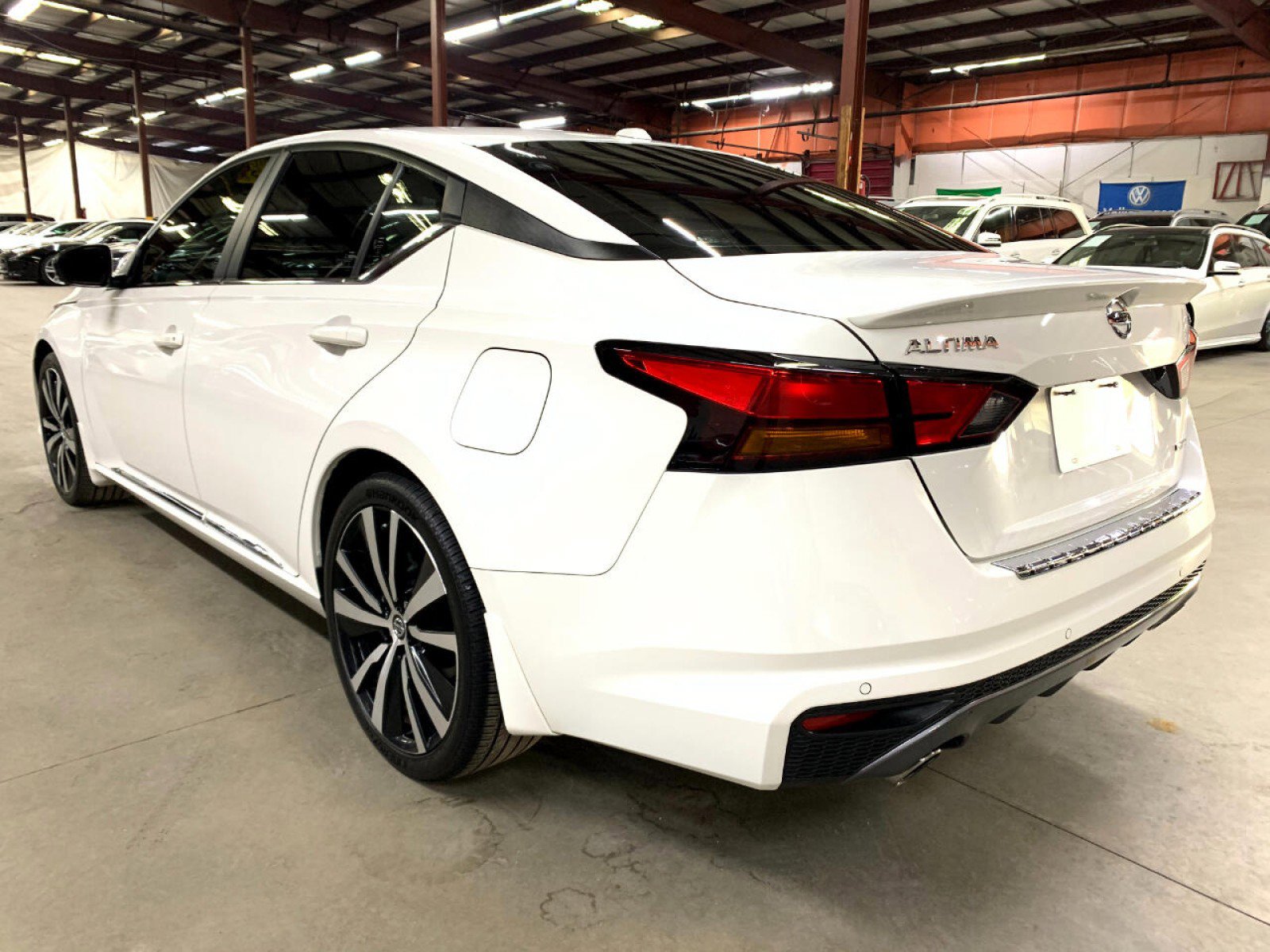 2021 Nissan Altima SR photo 4