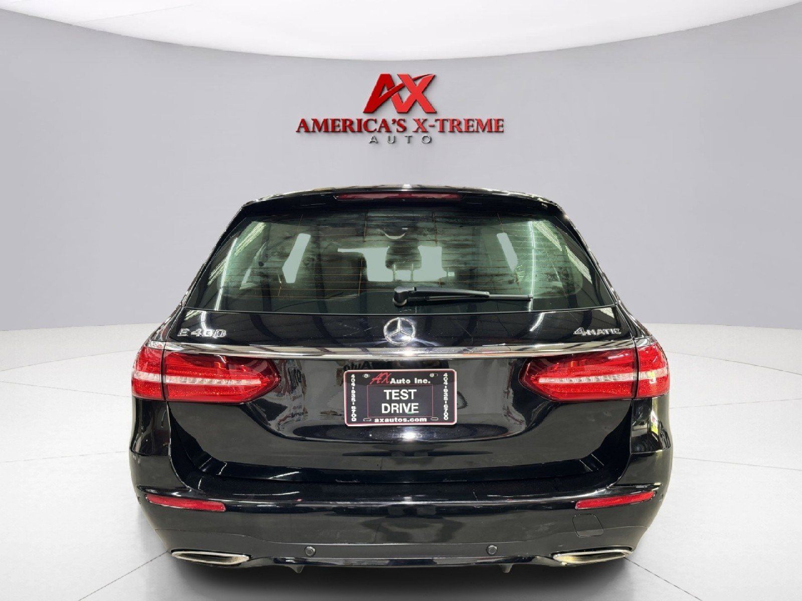 2017 Mercedes Benz E 400 4MATIC Wagon photo 4