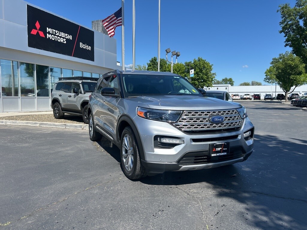 2023 Ford Explorer Limited photo 3