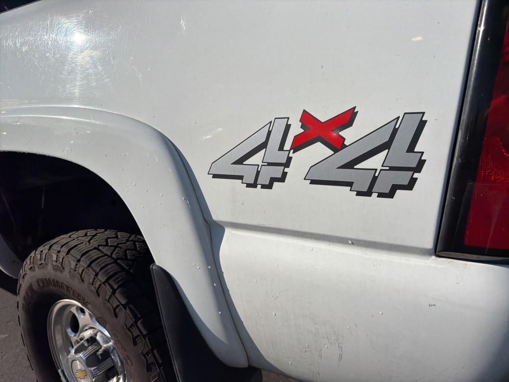 Used 2004 Chevrolet Silverado 2500HD Truck