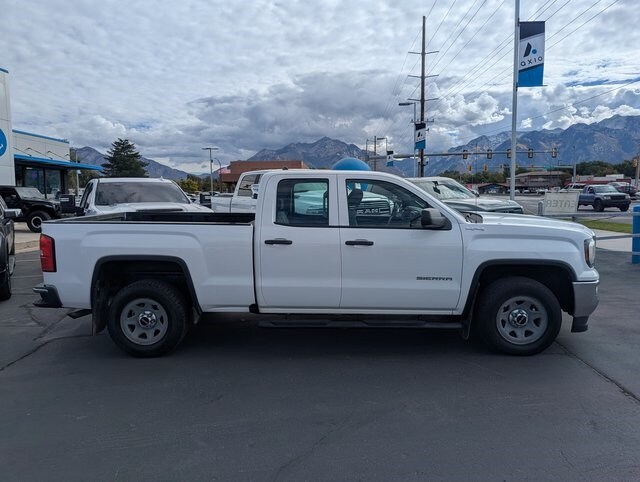 2017 Gmc Sierra 1500 Base photo 2