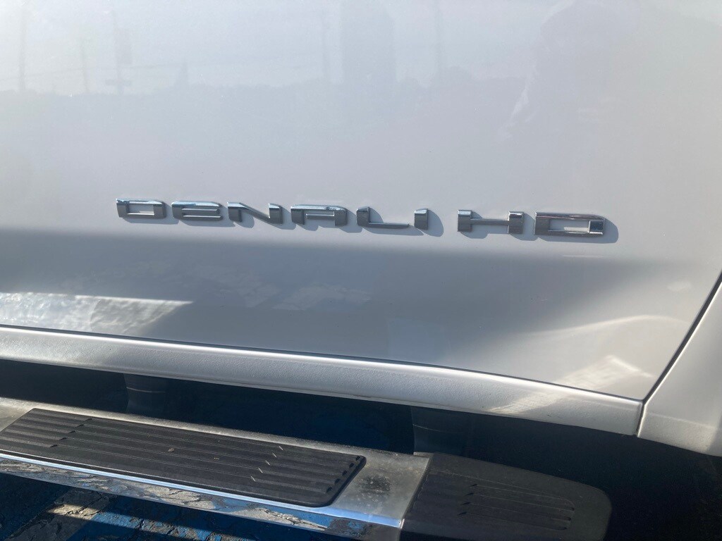 2022 Gmc Sierra HD Denali photo 3