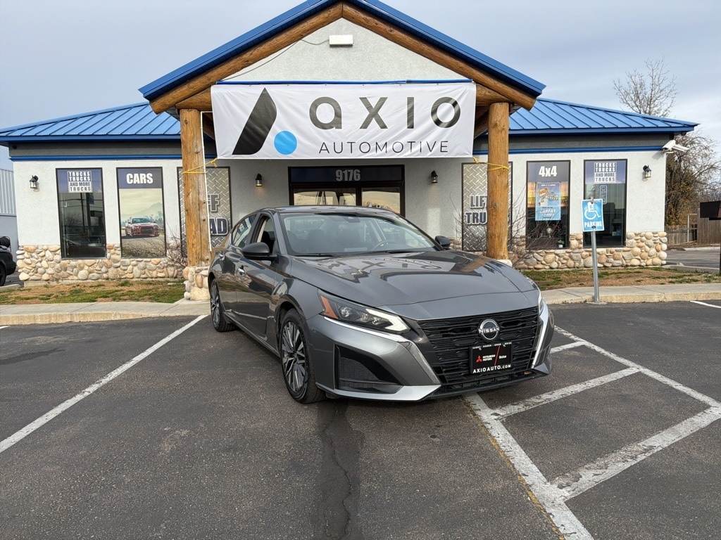 2024 Nissan Altima SV's photo