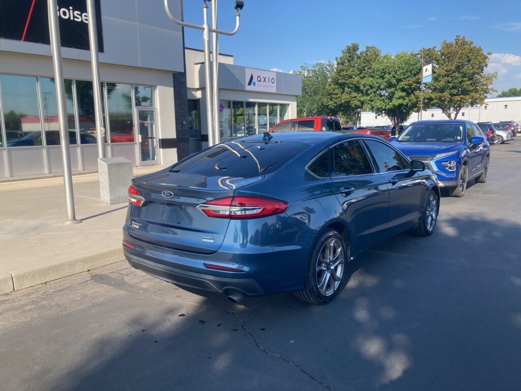 2019 Ford Fusion SEL photo 2