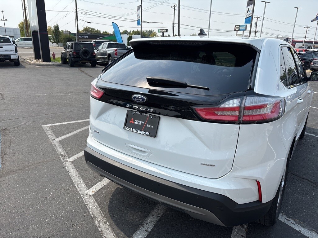 2024 Ford Edge SEL photo 4