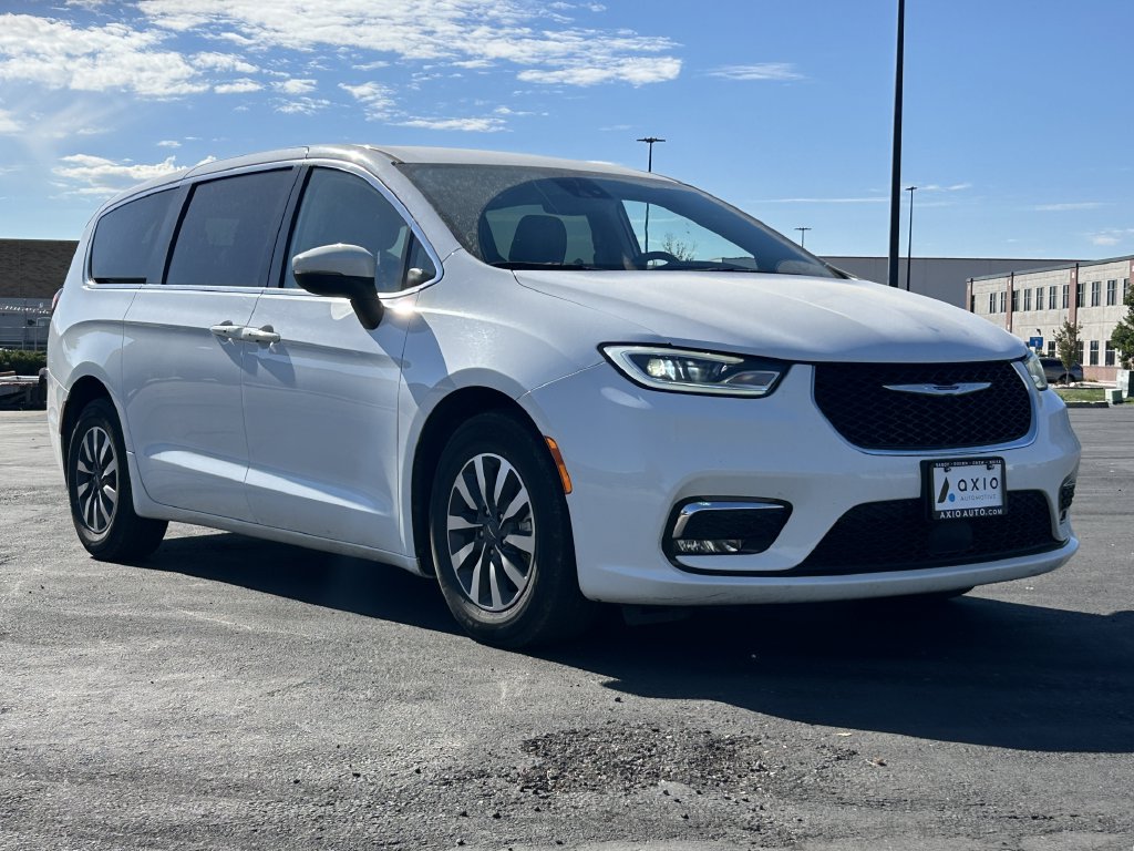2023 Chrysler Pacifica Hybrid
