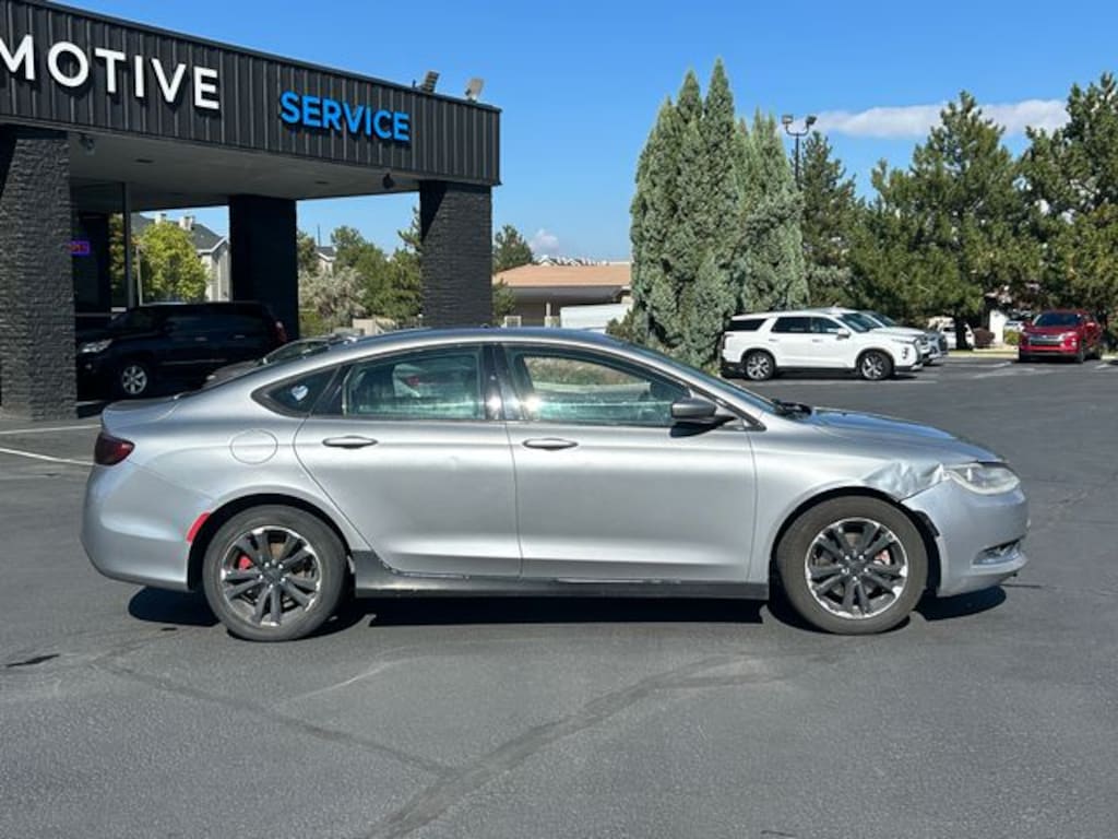 Used 2015 Chrysler 200 Limited Sedan