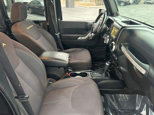 2014 Jeep Wrangler Unlimited Sahara - Photo 31