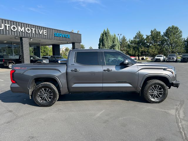 2022 Toyota Tundra SR5 photo 2