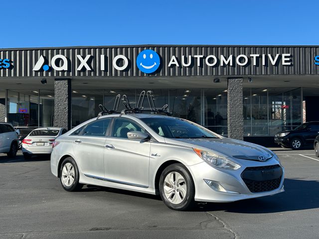 2013 Hyundai Sonata Hybrid Base's photo