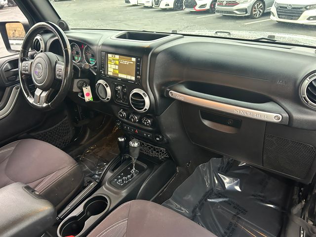 2014 Jeep Wrangler Unlimited Sahara - Photo 30