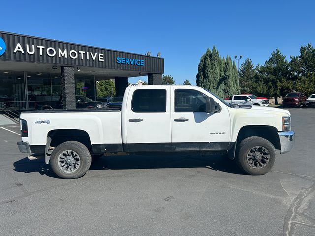 2010 Chevrolet Silverado 2500HD LT photo 3