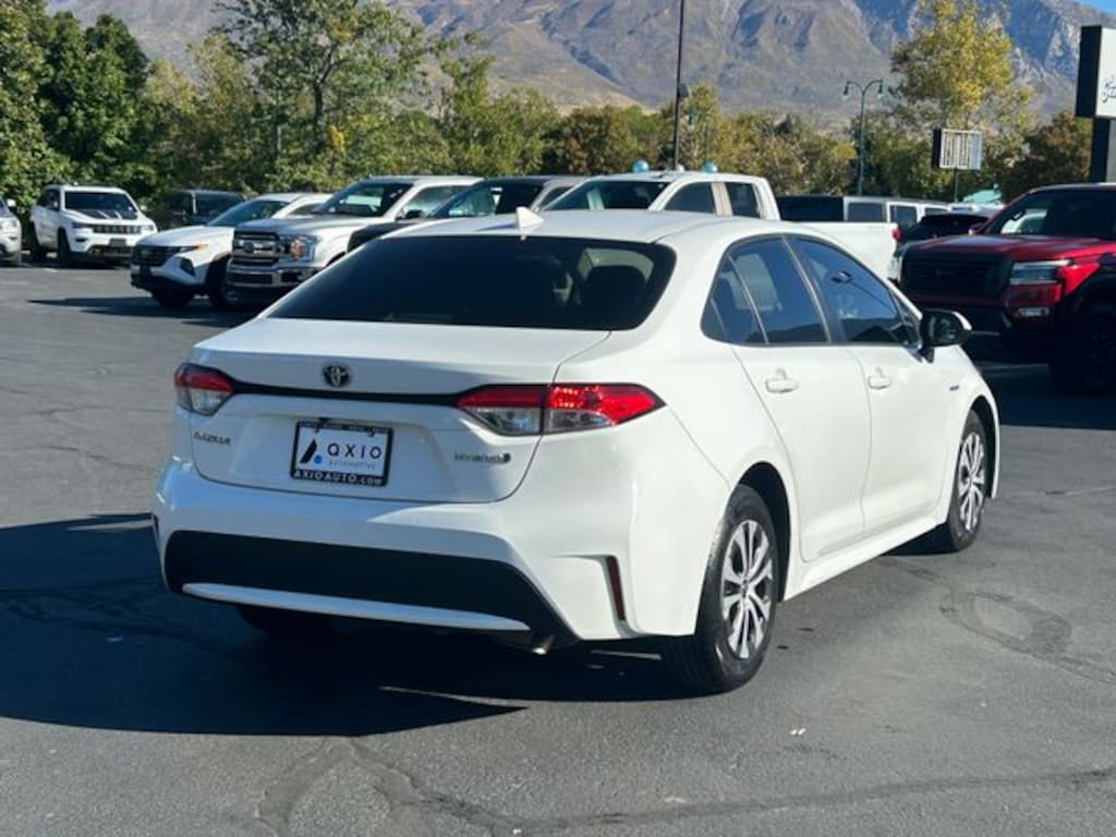 Used 2021 Toyota Corolla Hybrid LE Sedan