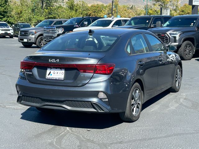 2022 Kia Forte LXS photo 4