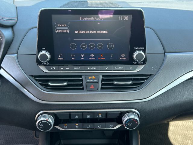2023 Nissan Altima SR - Photo 14