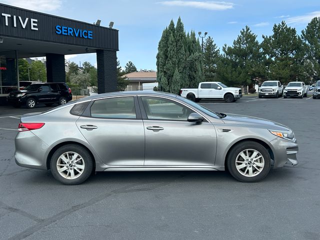 2017 Kia Optima LX photo 2