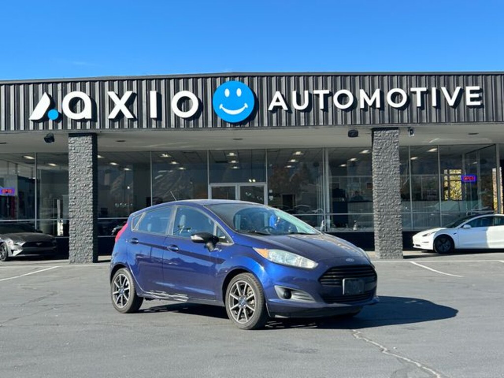 Used 2016 Ford Fiesta SE Hatchback
