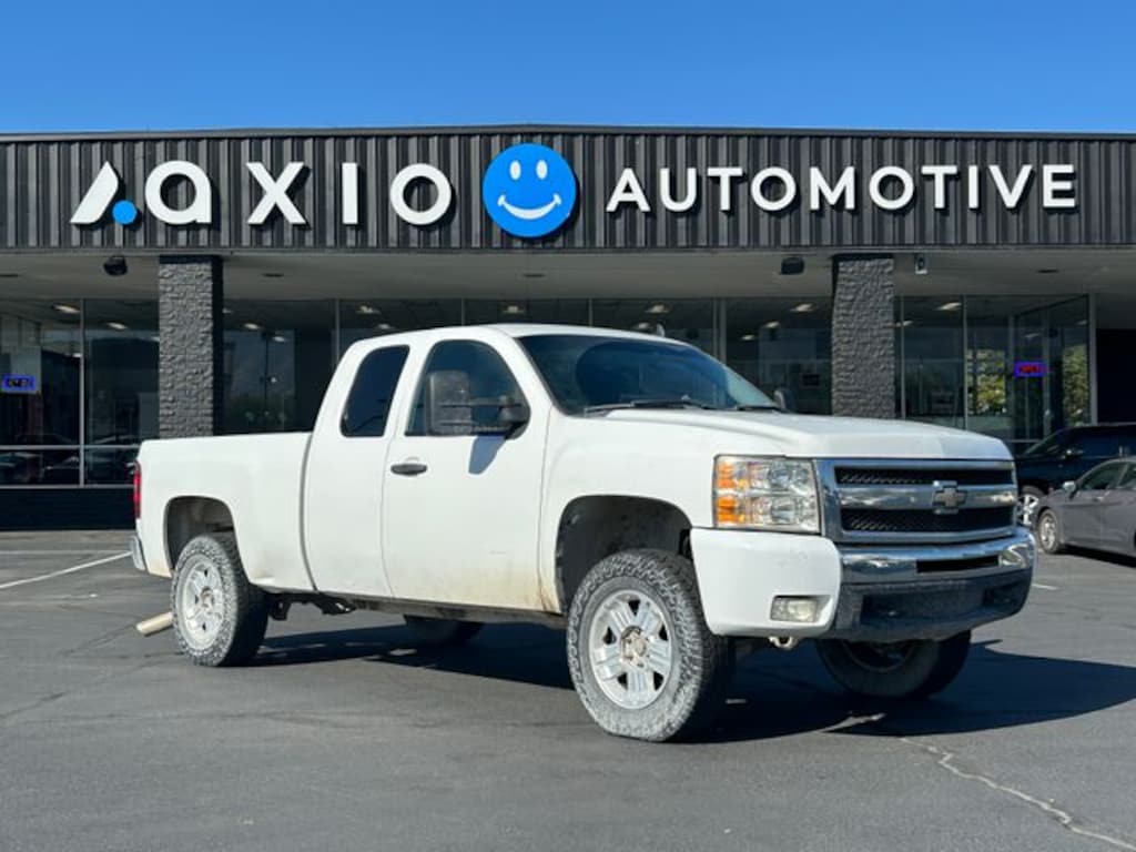 Used 2009 Chevrolet Silverado 1500 LT Truck Extended Cab