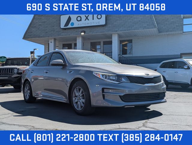 2017 Kia Optima LX AT's photo