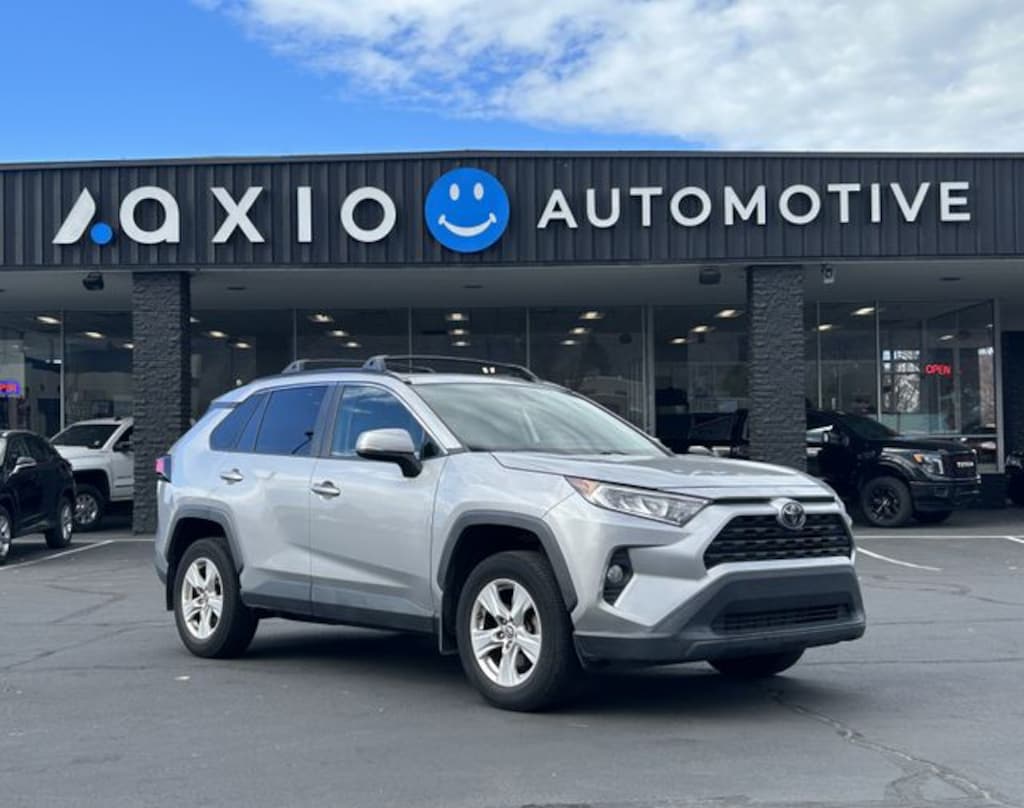 Used 2019 Toyota RAV4 XLE SUV