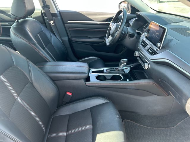 2023 Nissan Altima SR - Photo 34