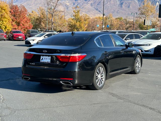 2016 Kia K900 Luxury photo 2