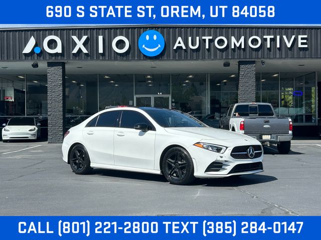 2019 Mercedes-Benz A-Class A220 4MATIC's photo