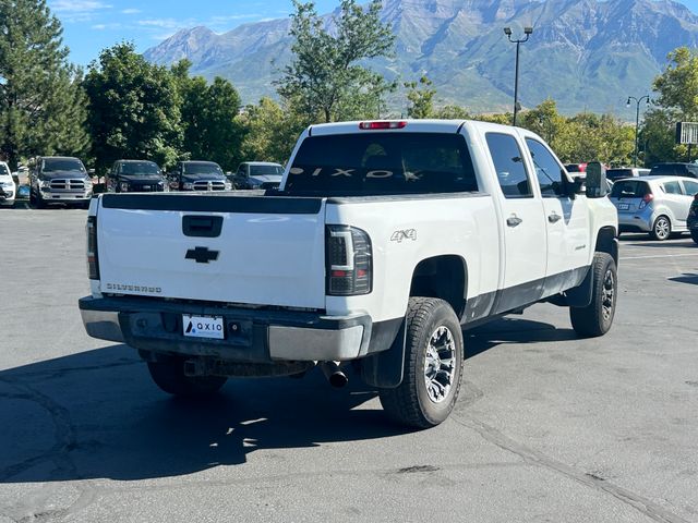 2010 Chevrolet Silverado 2500HD LT photo 4