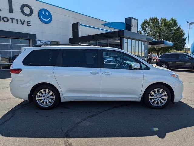 Used 2017 Toyota Sienna Limited with VIN 5TDDZ3DC5HS164303 for sale in Sandy, UT