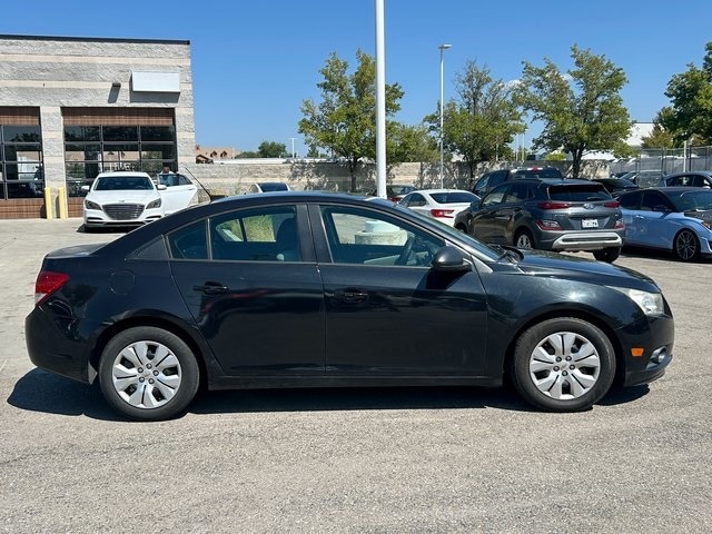 Used 2014 Chevrolet Cruze LS with VIN 1G1PA5SH3E7407023 for sale in Ogden, UT