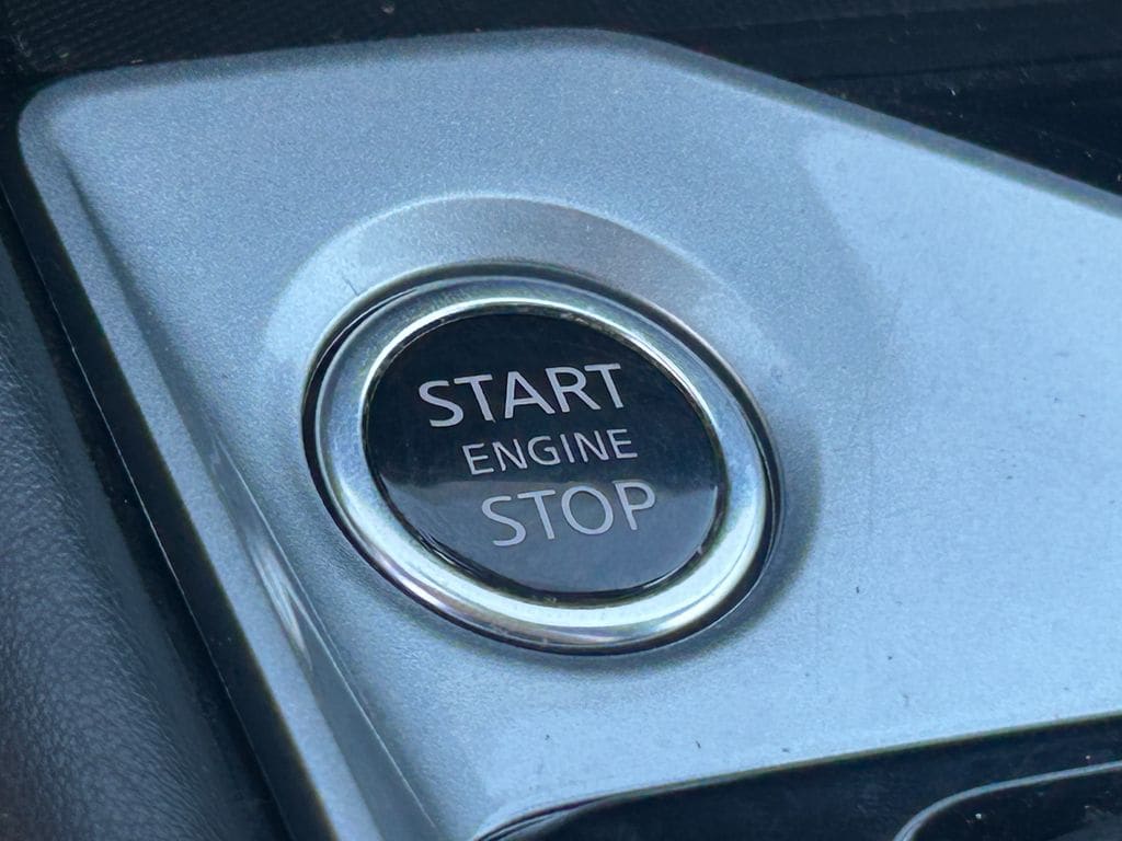 2023 Nissan Altima SV - Photo 16