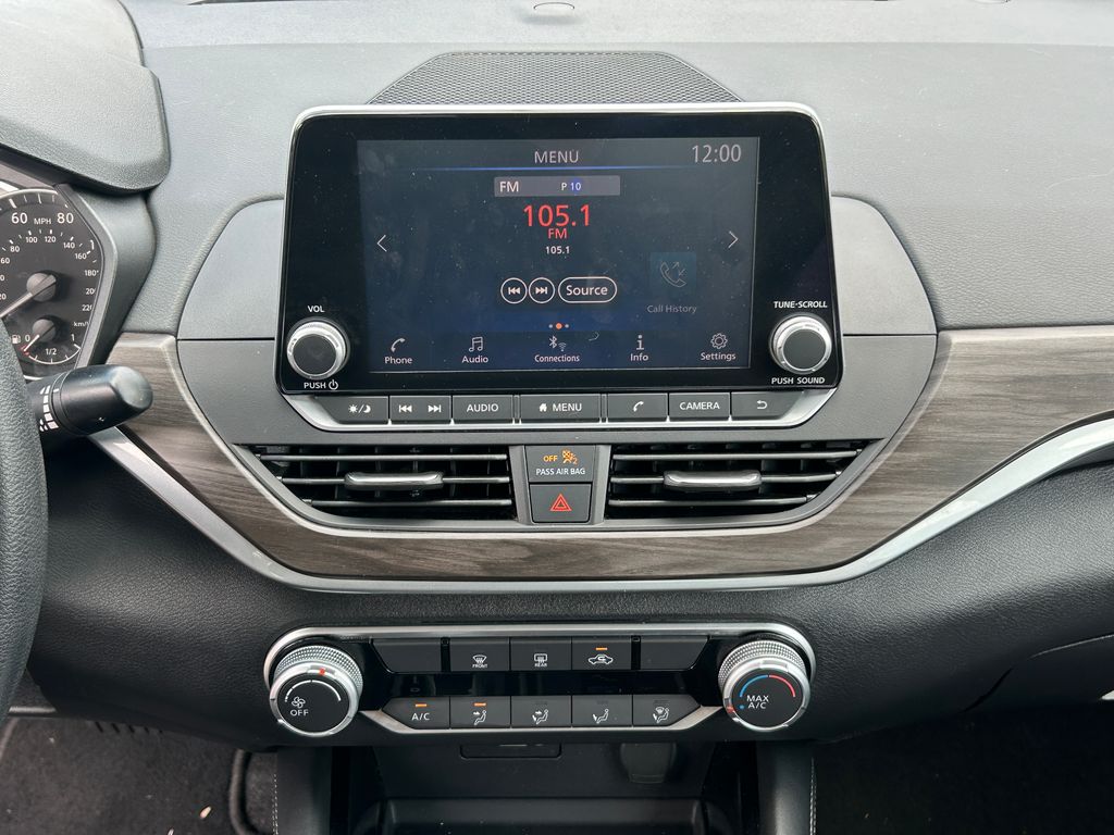 2023 Nissan Altima SV - Photo 13