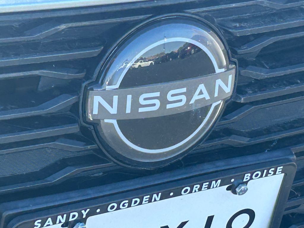 2023 Nissan Altima SV - Photo 9