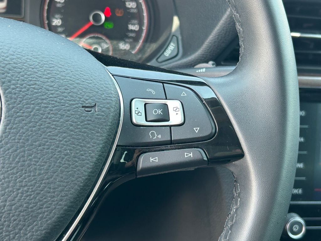 2022 Volkswagen Passat Limited Edition - Photo 19