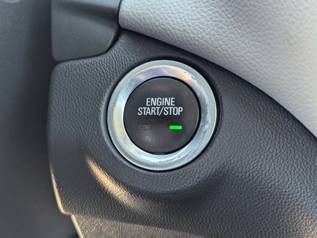 2021 Chevrolet Equinox LS - Photo 15