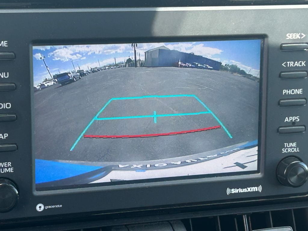 2021 Toyota RAV4 XLE - Photo 13
