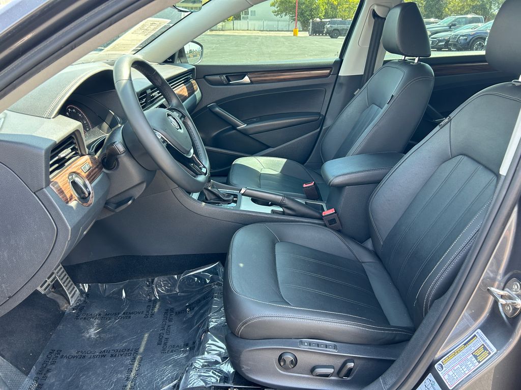 2022 Volkswagen Passat Limited Edition - Photo 26