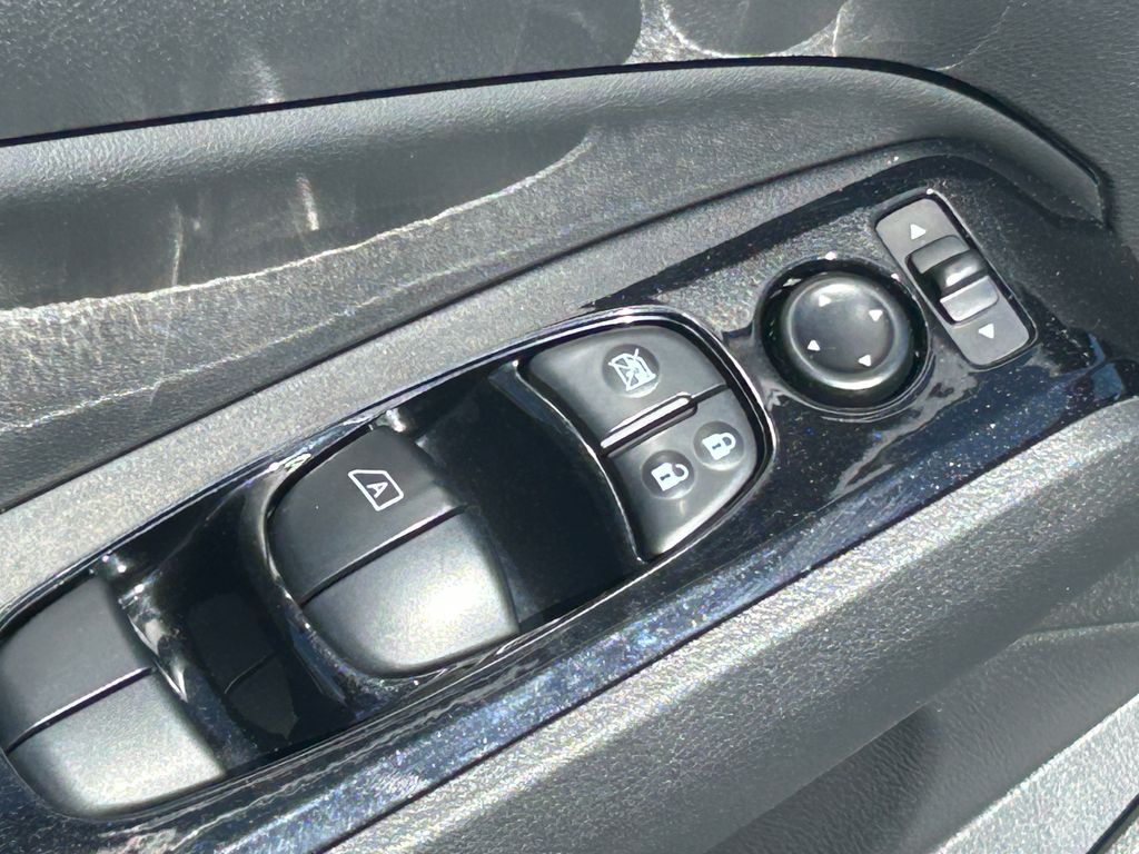 2023 Nissan Altima SV - Photo 26
