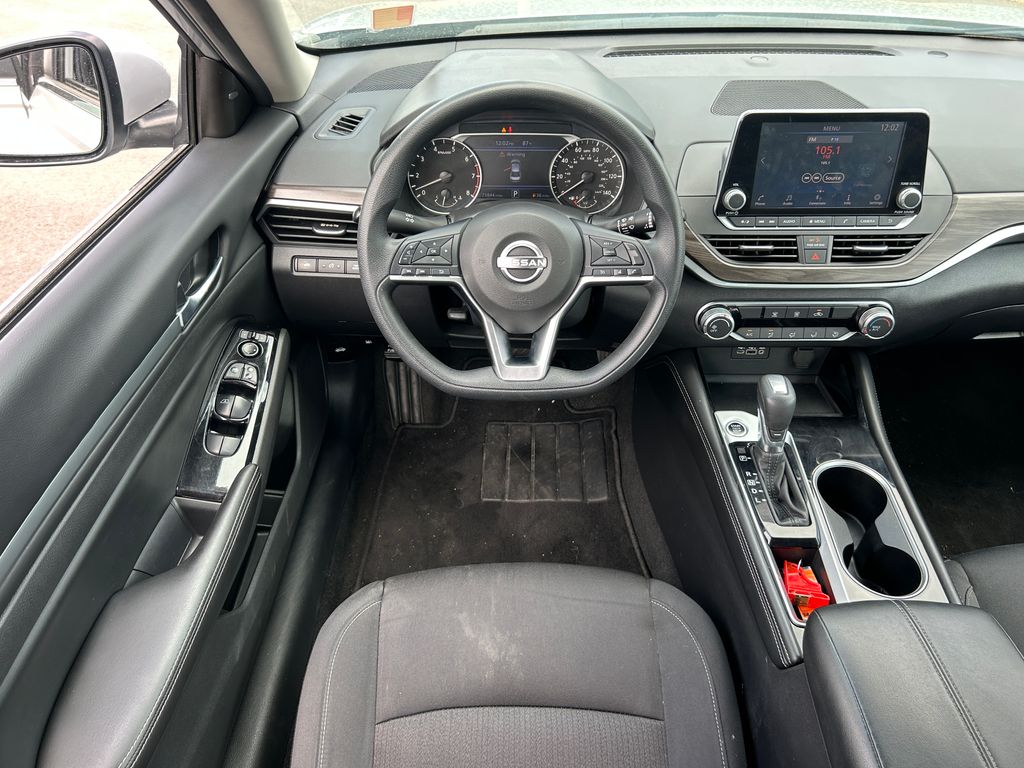 2023 Nissan Altima SV - Photo 28