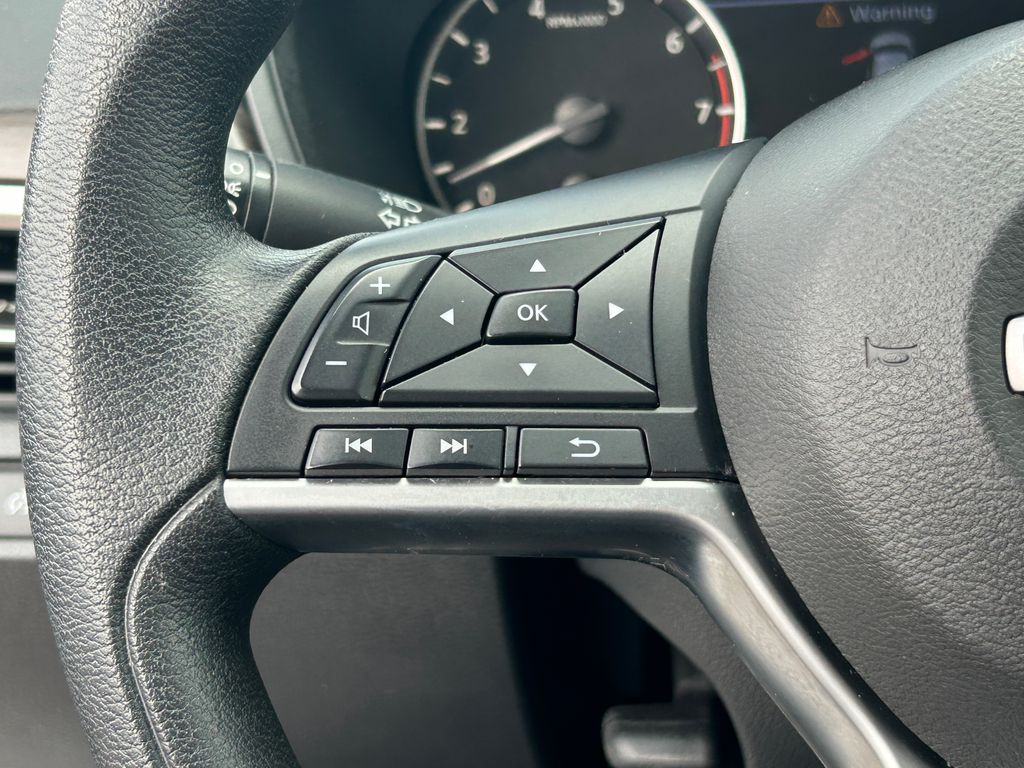 2023 Nissan Altima SV - Photo 19