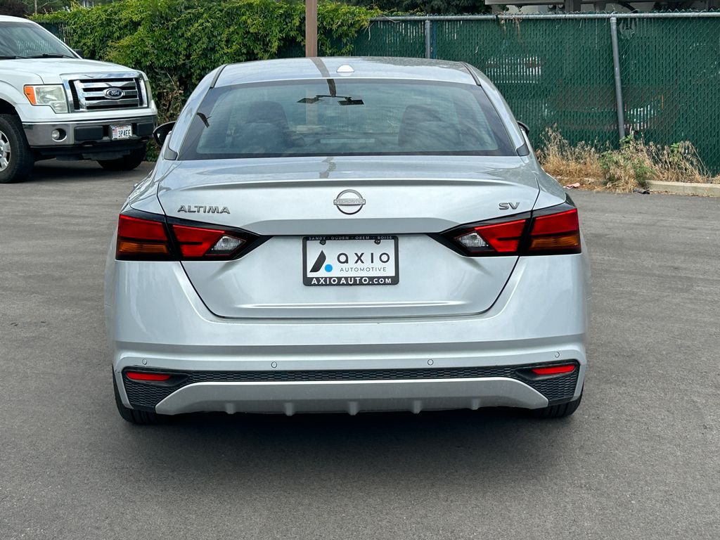 2023 Nissan Altima SV - Photo 5