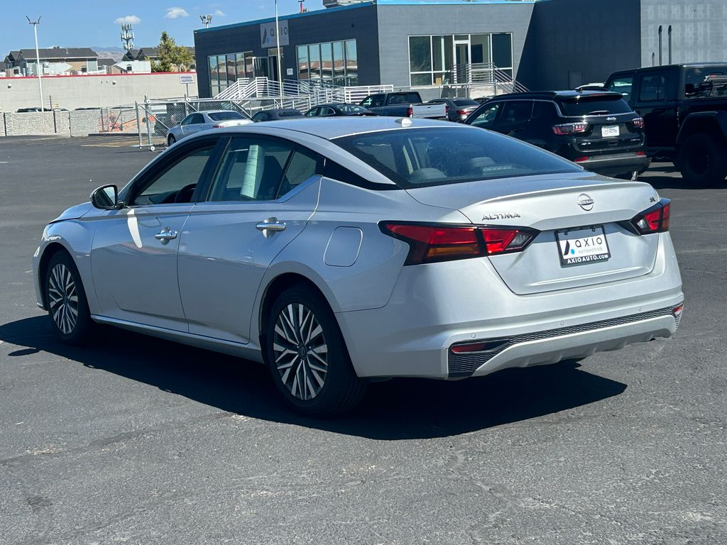 2023 Nissan Altima SV - Photo 6
