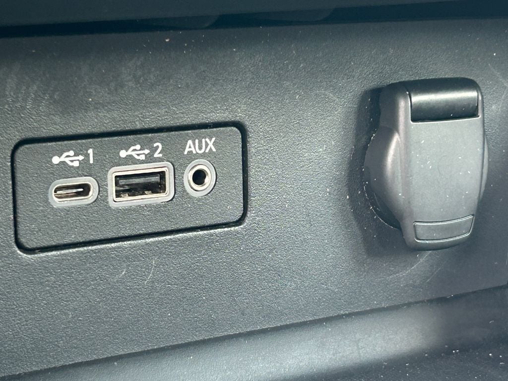 2023 Nissan Altima SV - Photo 15