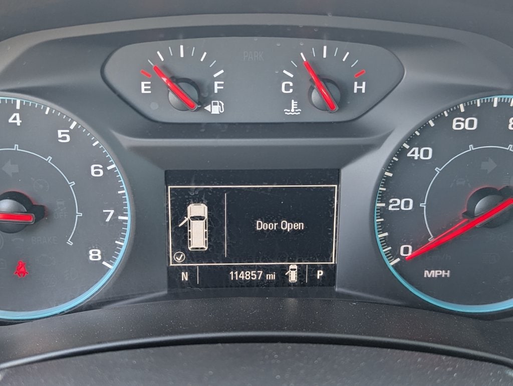 2021 Chevrolet Equinox LS - Photo 20