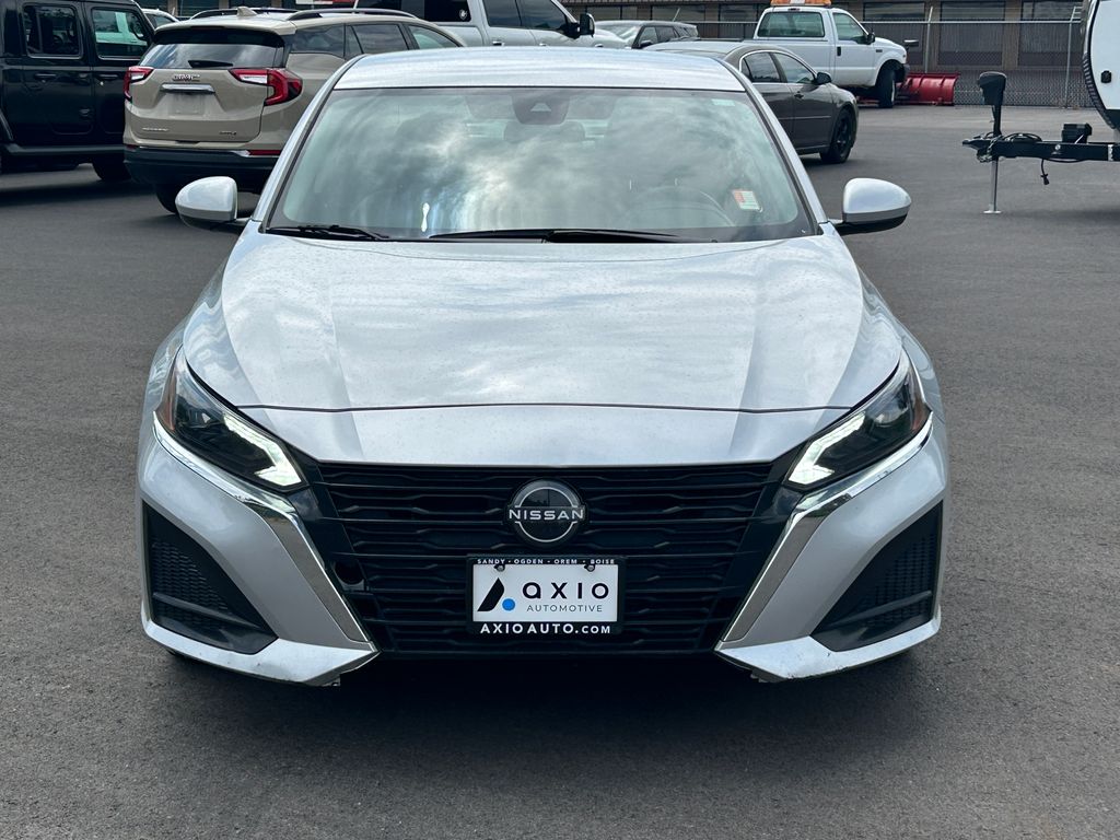 2023 Nissan Altima SV - Photo 9