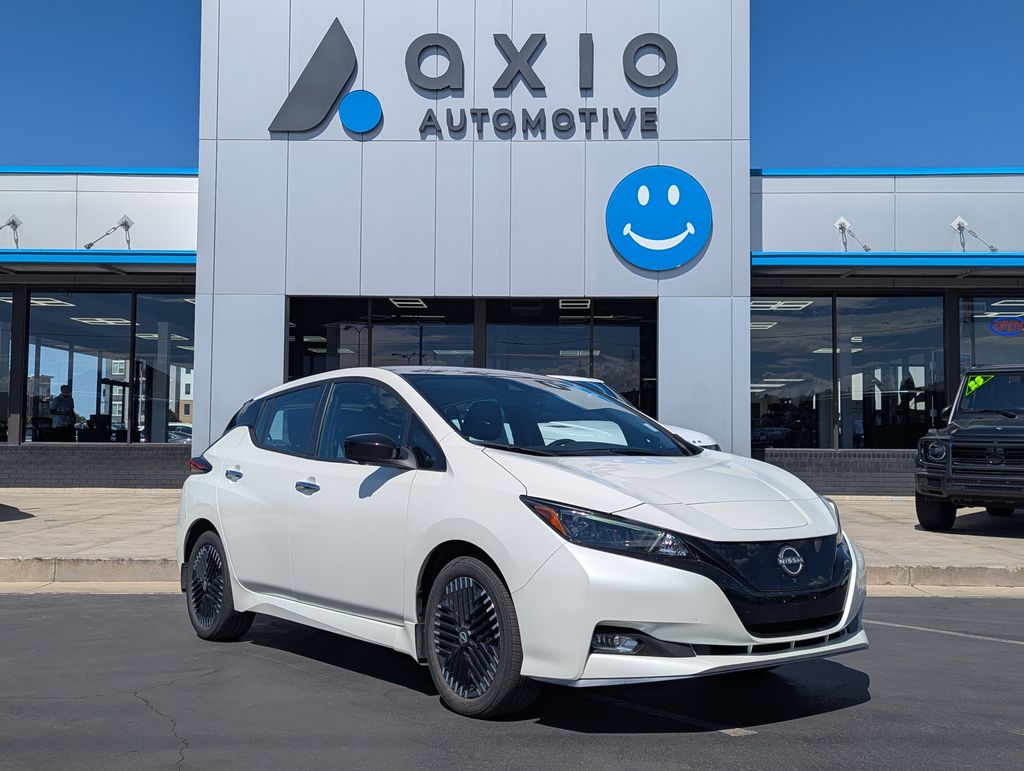 2025 Nissan Leaf